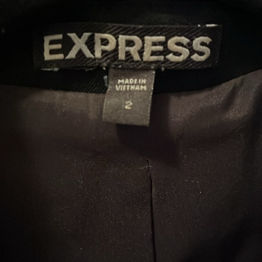 Express 3/4 Rouched Sleeve Jacket - Picture 5 of 10